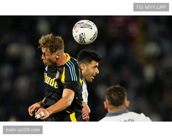 国米训练基地开放日，小因扎吉演练三中卫应对那不勒斯边路冲击